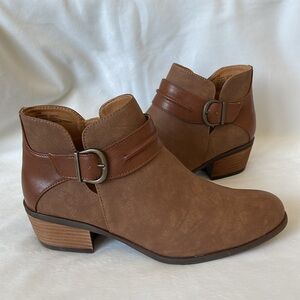 Women’s GEMM Tan Booties, Sz 10